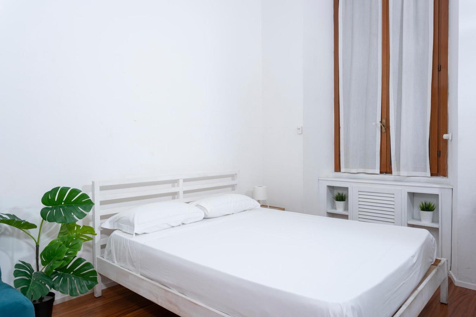 New! Lovely & Friendly In Center C Apartamento Milão